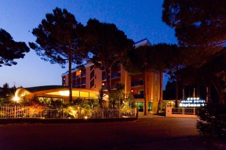 Grand Hotel Esplanada Bibione Ngoại thất bức ảnh